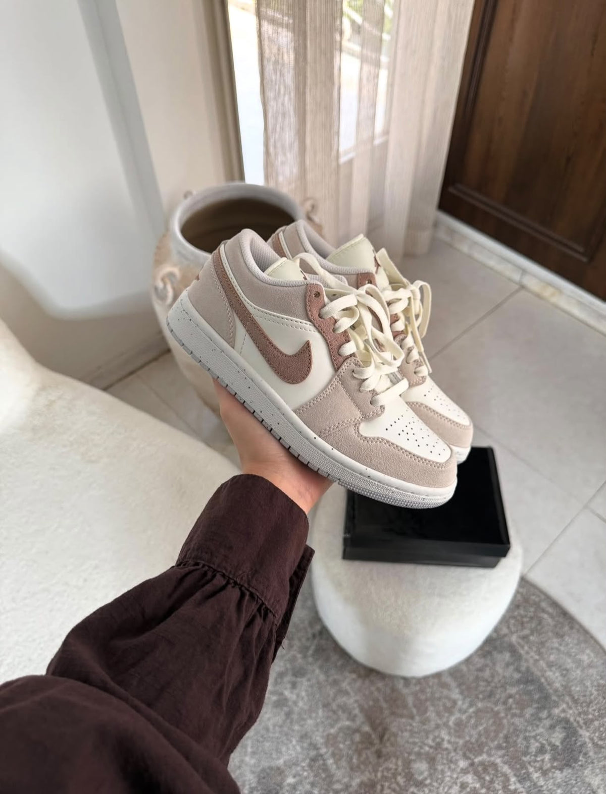 NIKE AIR JORDAN 1 LOW SE LEGEND LIGHT BROWN