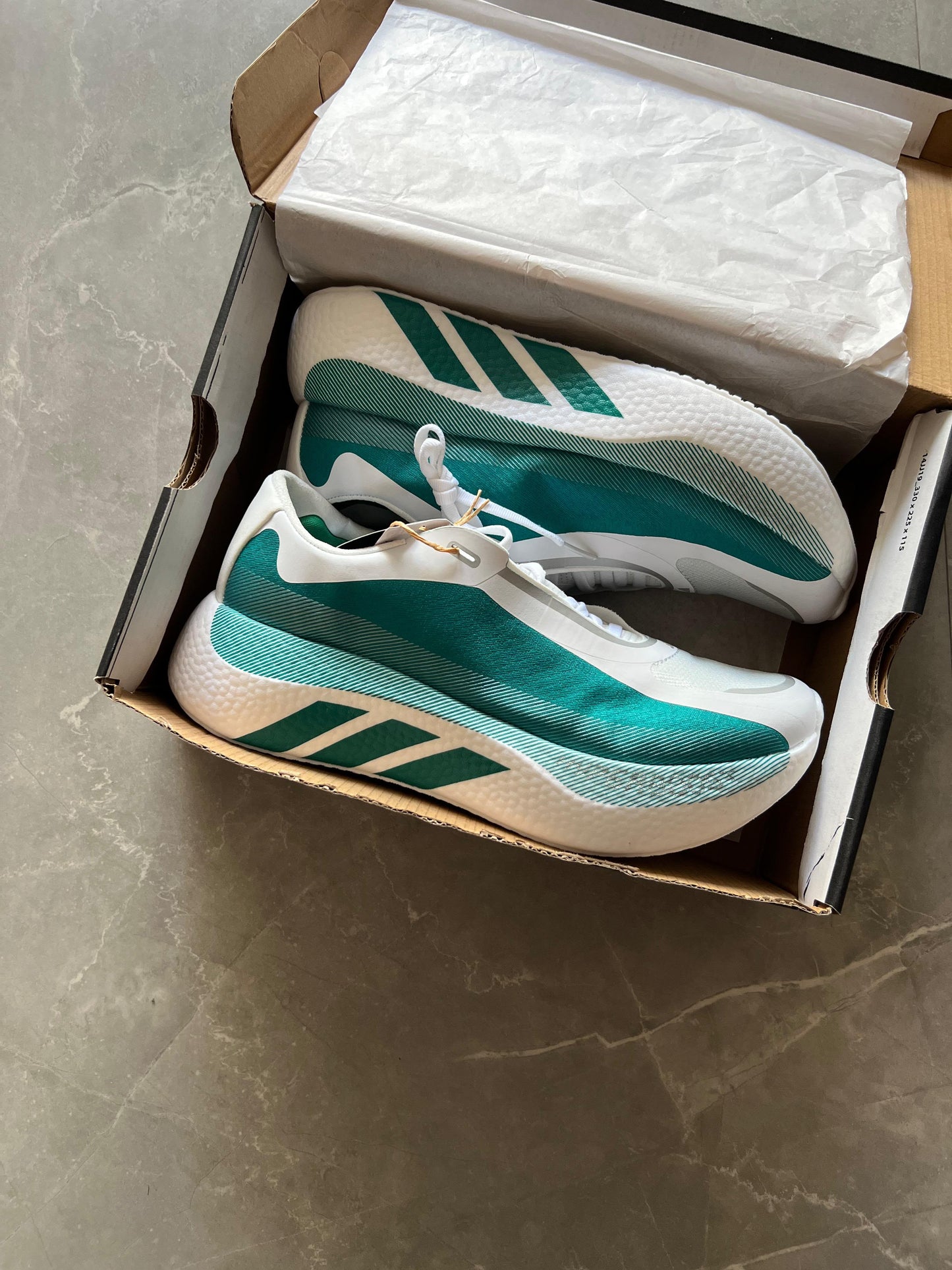 ADIDAS HYPERBOOST EDGE