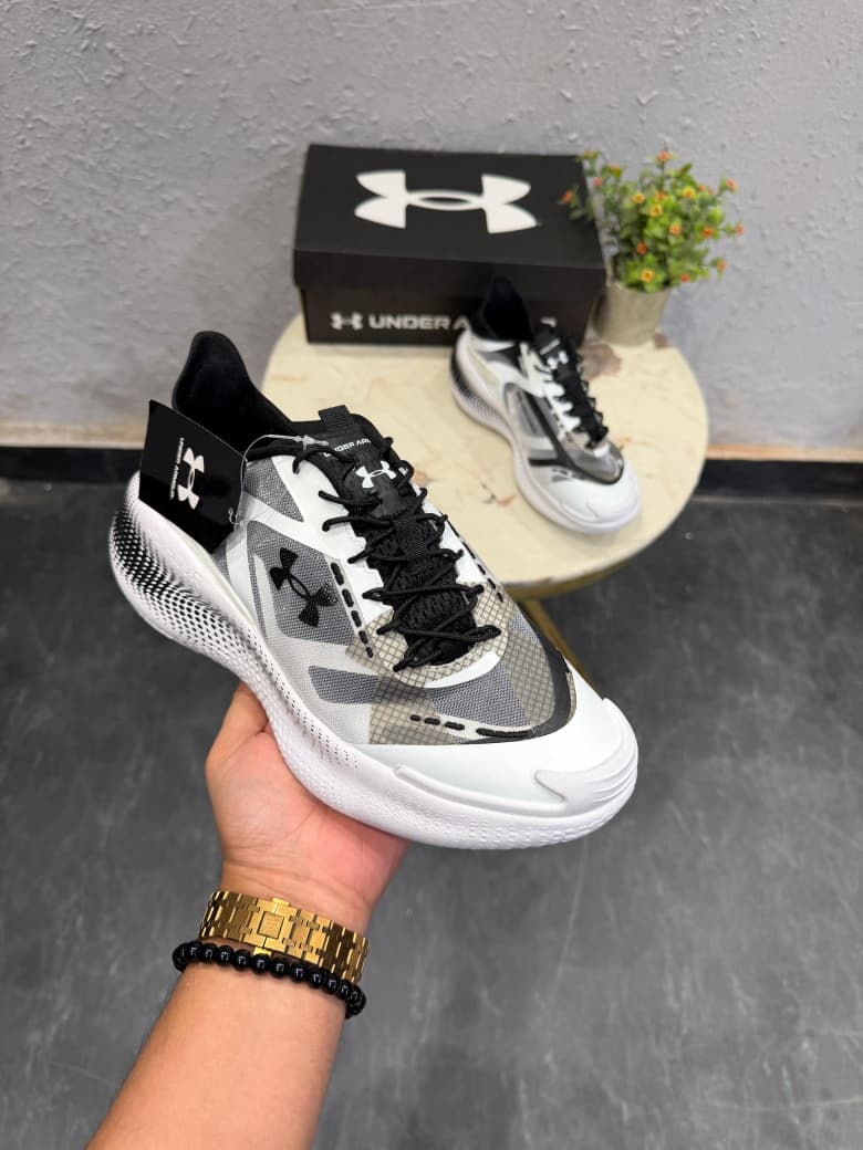 UNDER ARMOUR ECHO SLIPSPEED 4 COLORS