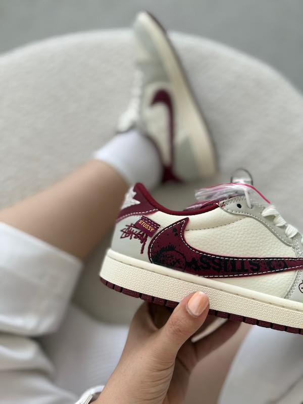 NIKE AIR JORDAN 1 LOW TRAVIS SCOTT X STUSSY SAIL BURGUNDY
