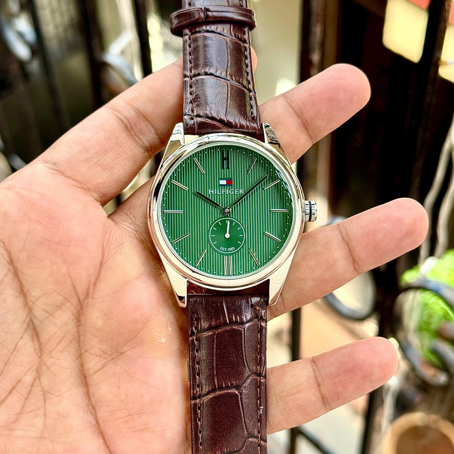 TOMMY HILFIGER WATCH