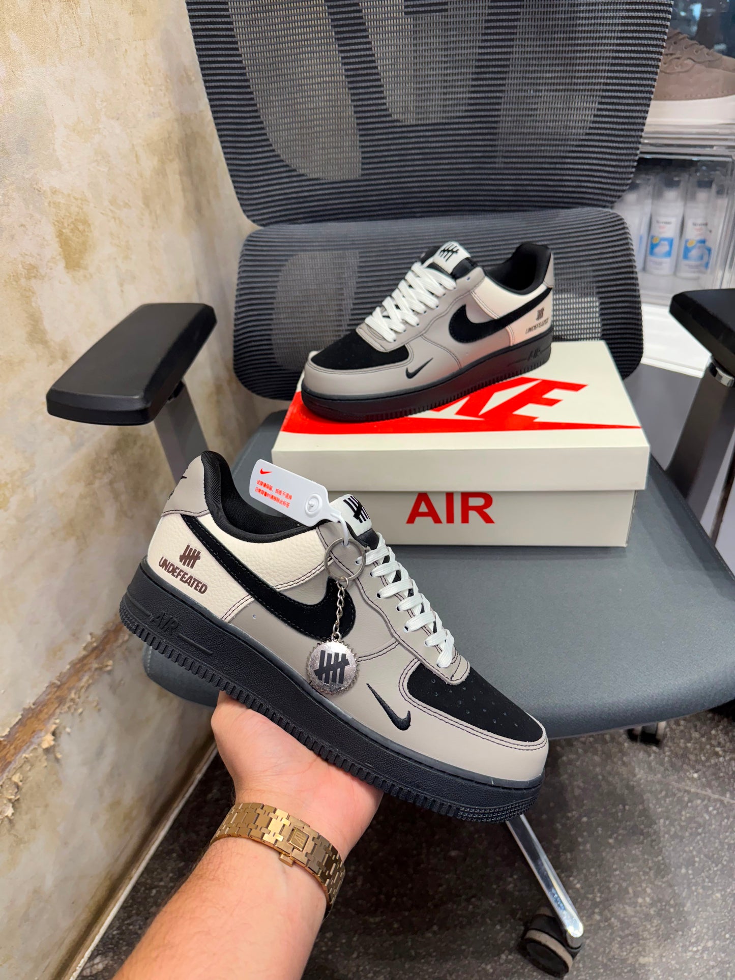 NIKE AIRFORCE 1 07 UNDEFEATED
