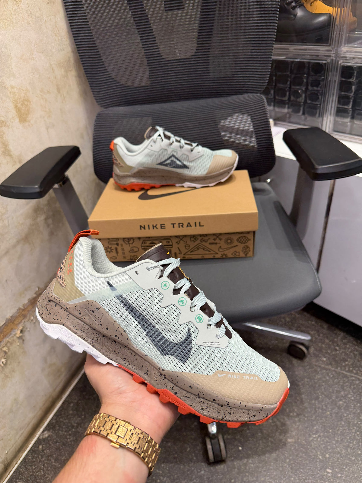 NIKE WILDHORSE 8 TRAIL RUNNING GREY