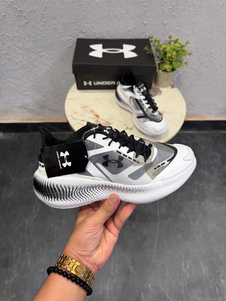 UNDER ARMOUR ECHO SLIPSPEED 4 COLORS