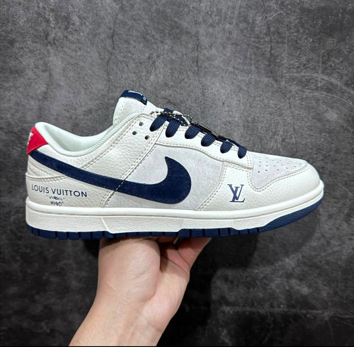 LOUIS VUITTON X NIKE SB DUNK LOW NAVY