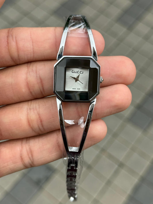 GUCCI SQUARE WOMEN'S WATCH