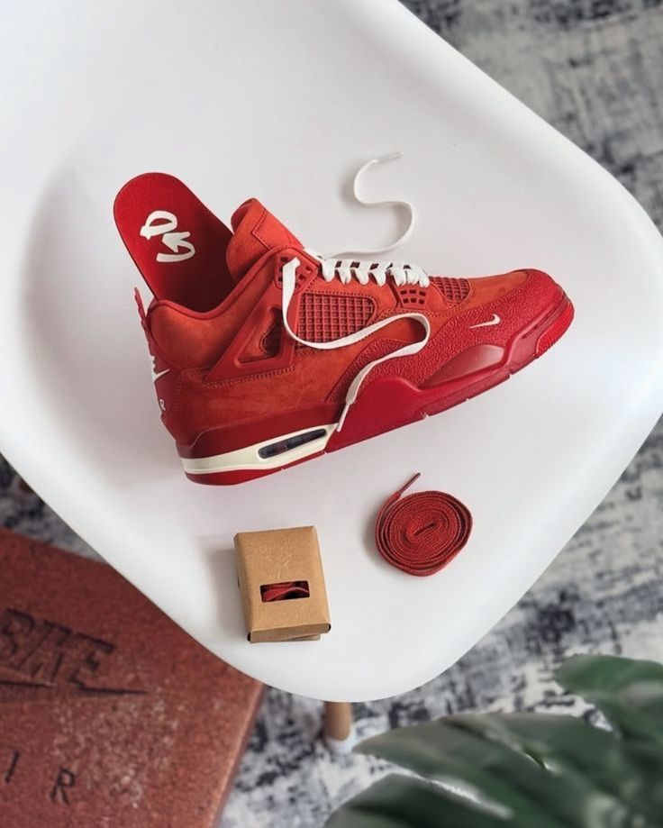 AIR JORDAN 4 NIGEL BRICK BY BRICK X LA NIGEL SYLVESTER