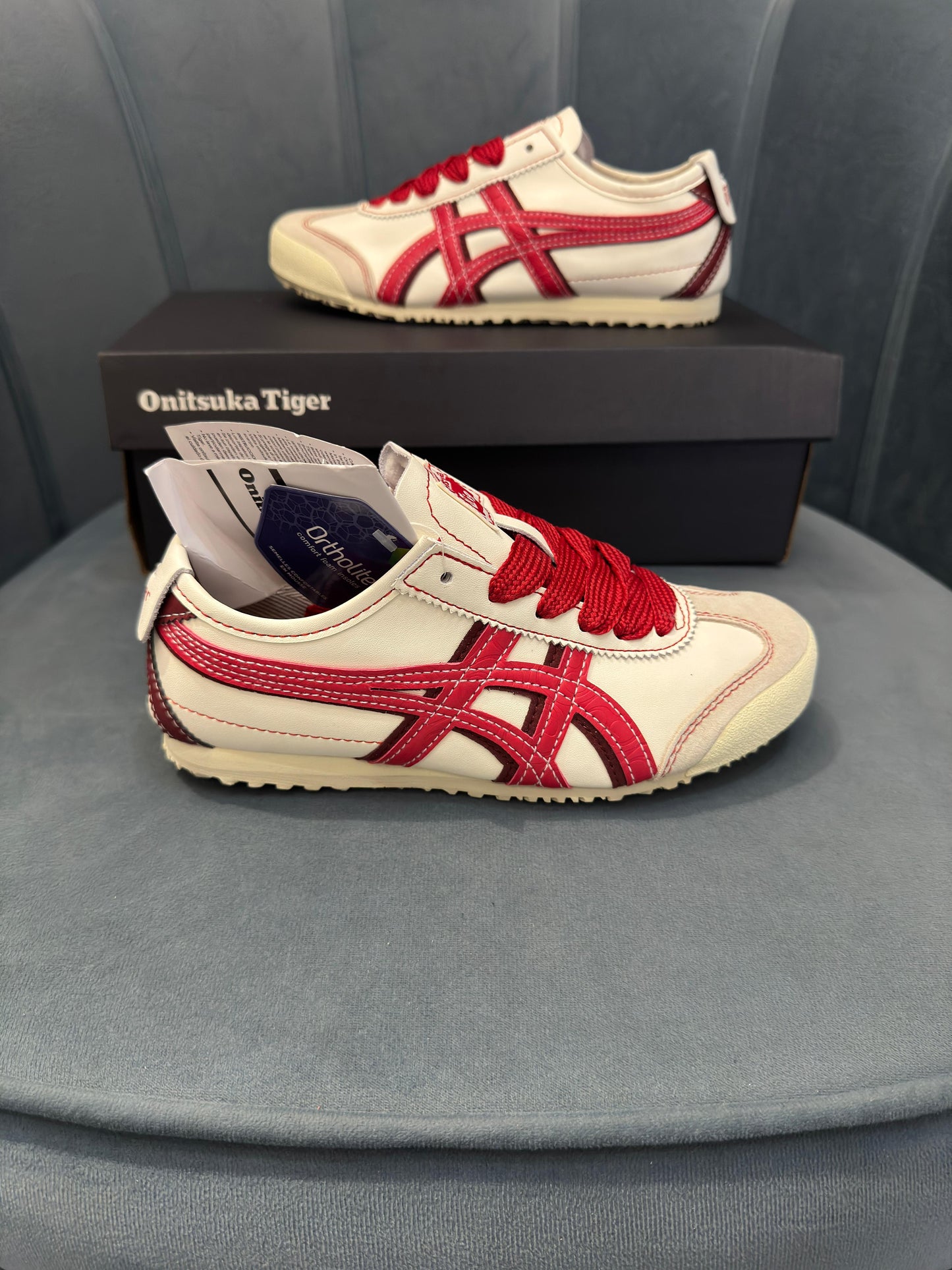 ONITSUKA TIGER MEXICO 66 YEARS OF THE SNAKE