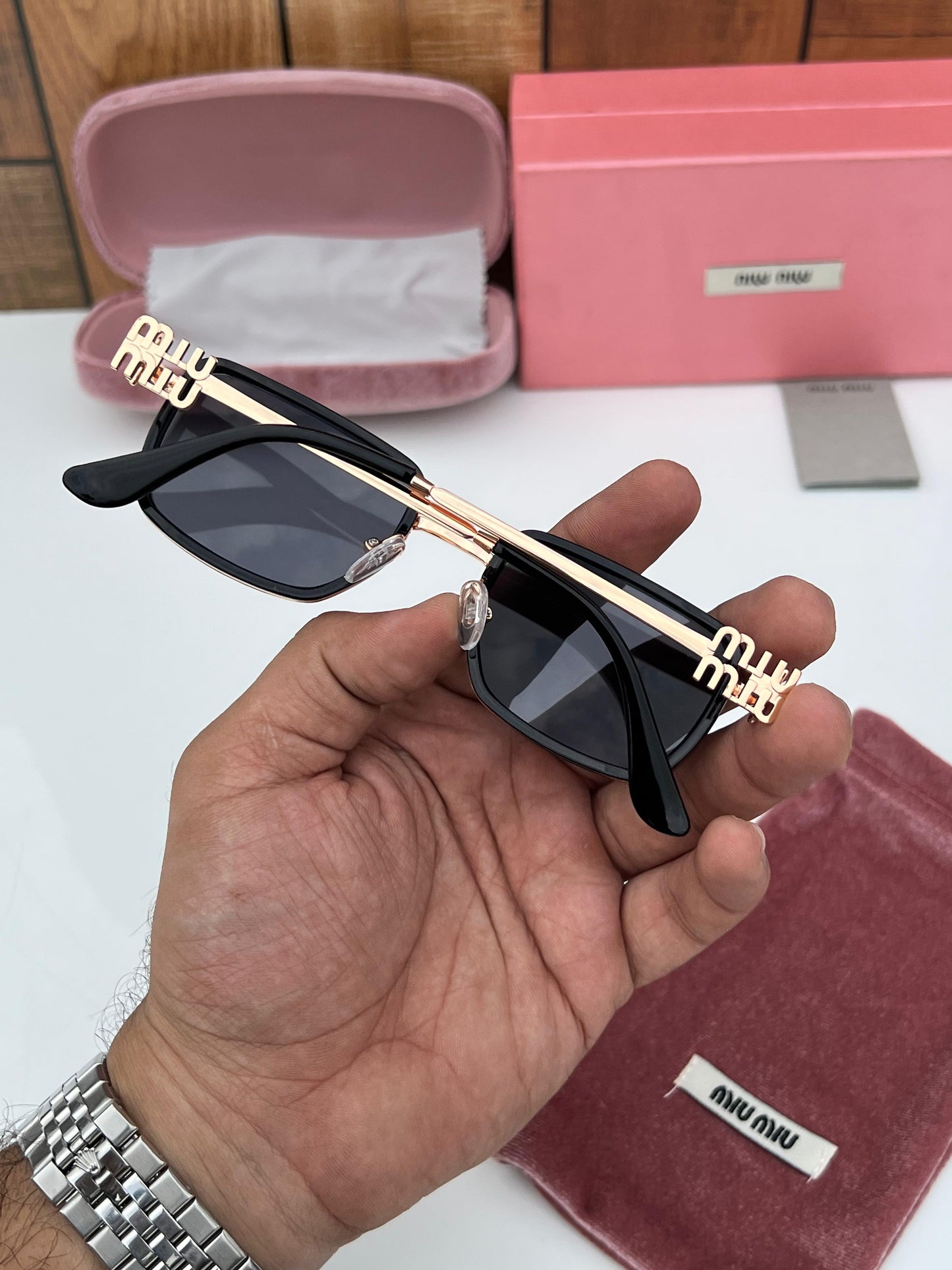 MIU MIU SUNGLASSES