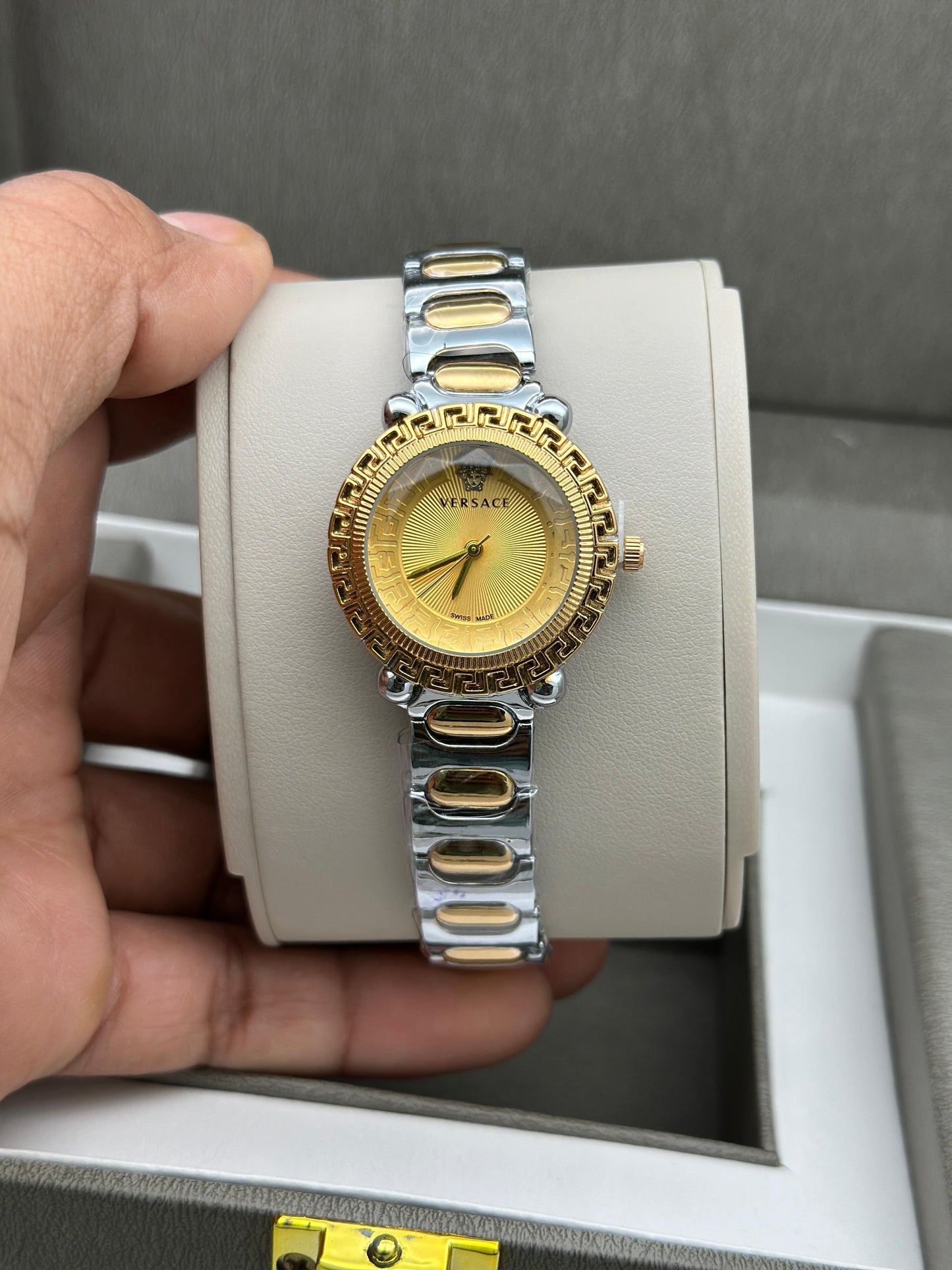 VERSACE LADIES WATCH