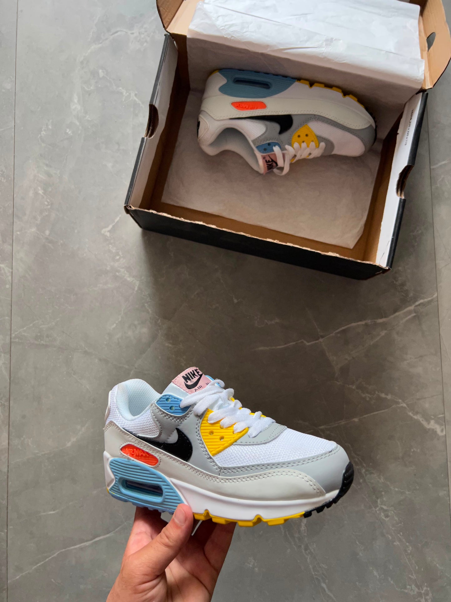 NIKE AIRMAX 90