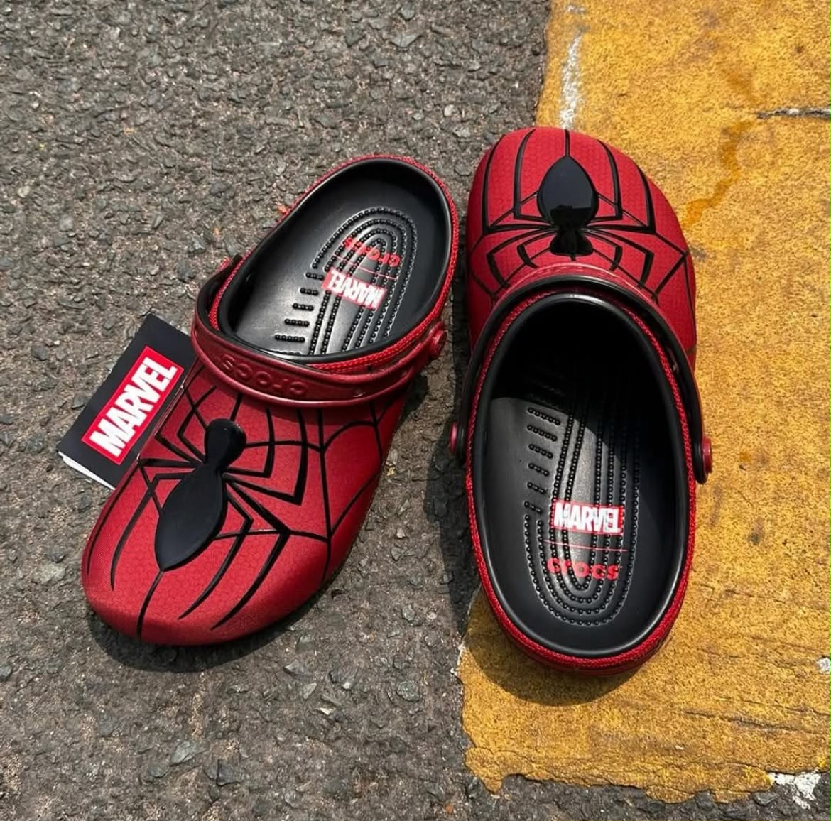 CROCS X MARVEL SPIDERMAN CLOG