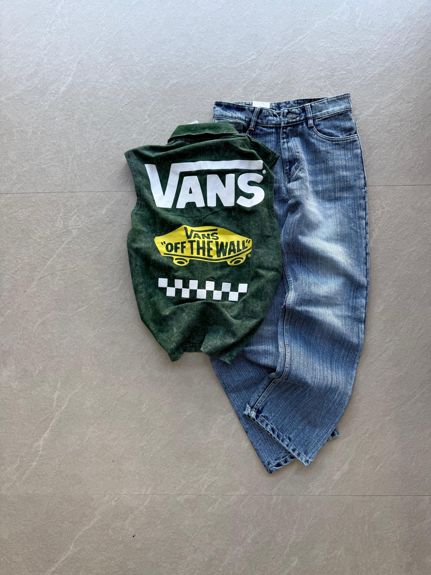 T-SHIRT & PANT COMBO