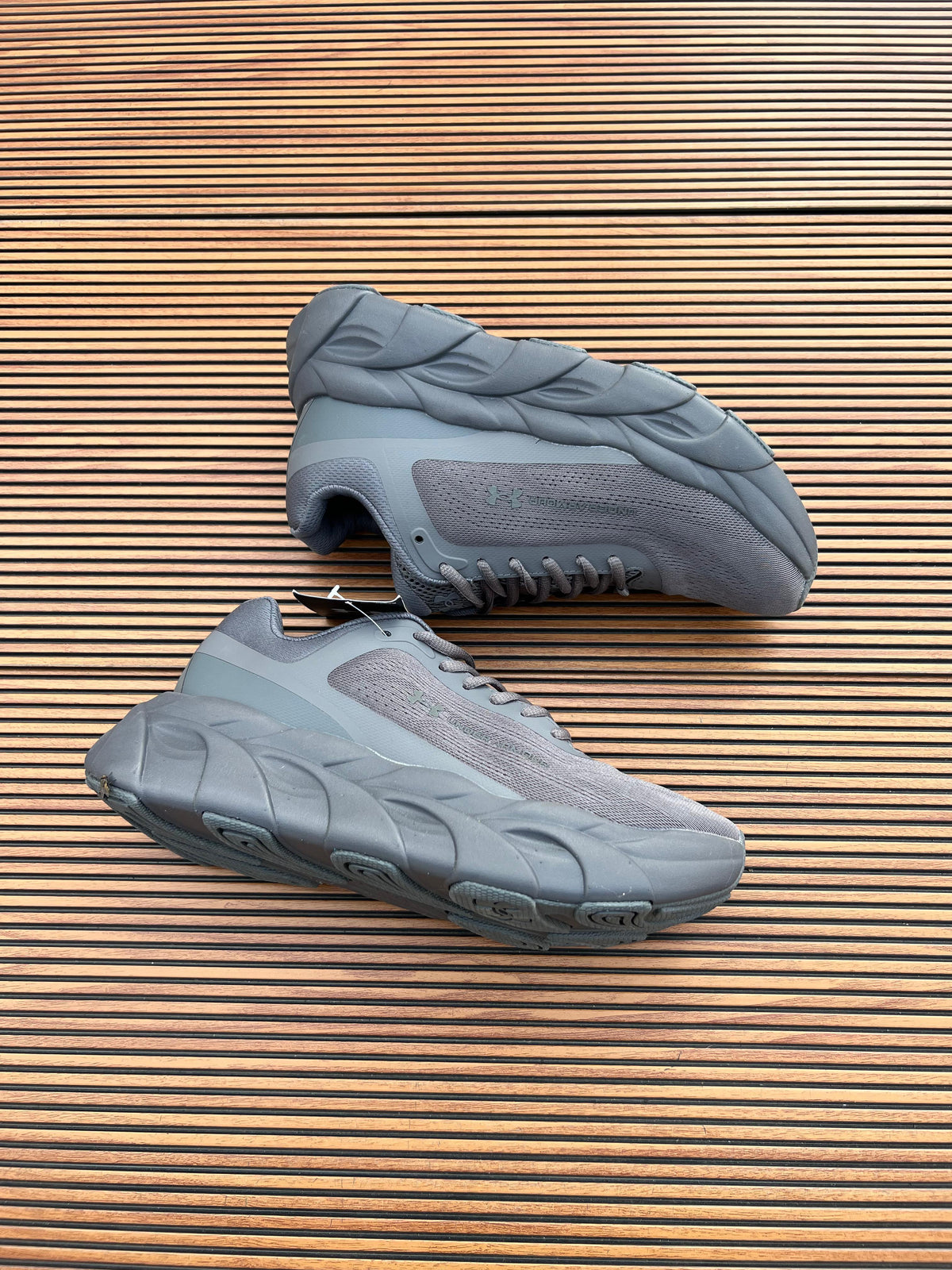 UNDER ARMOUR HALO RUNNER