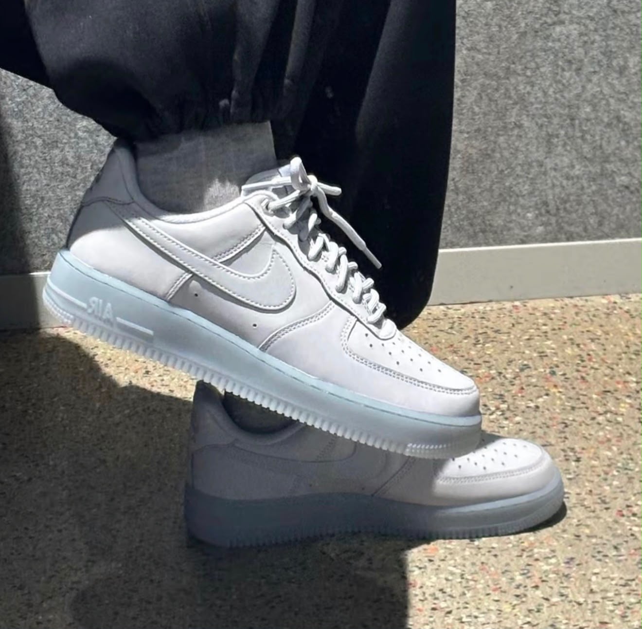 NIKE AIRFORCE 1 07 WOLF GREY