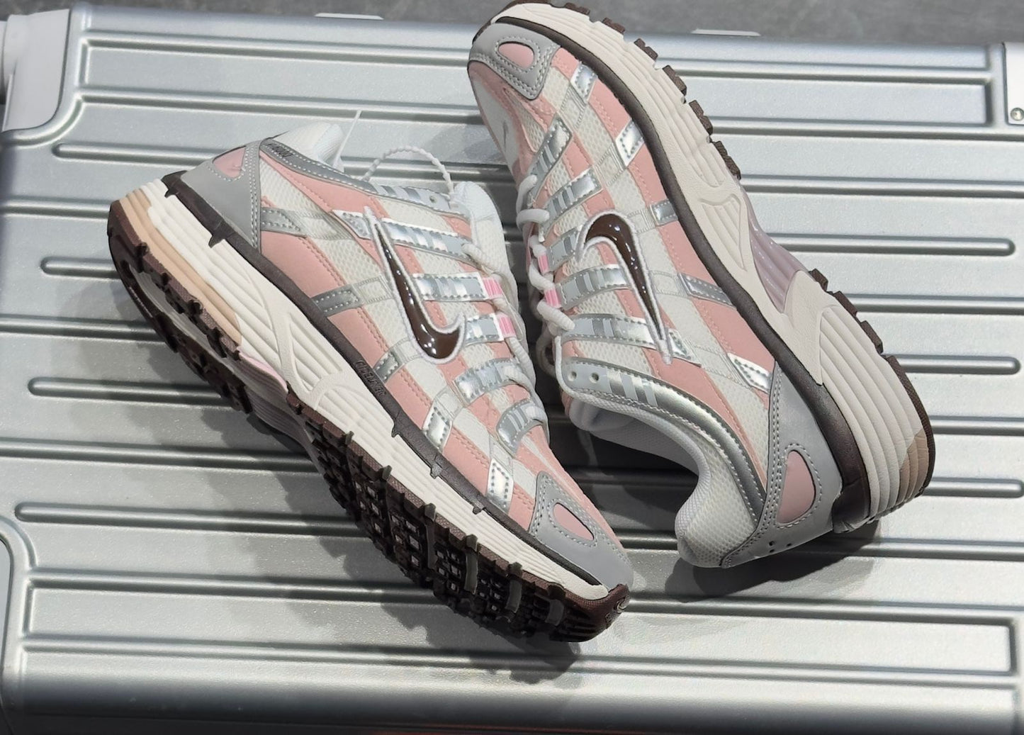 NIKE P 6000 TRAINER PINK BLACK