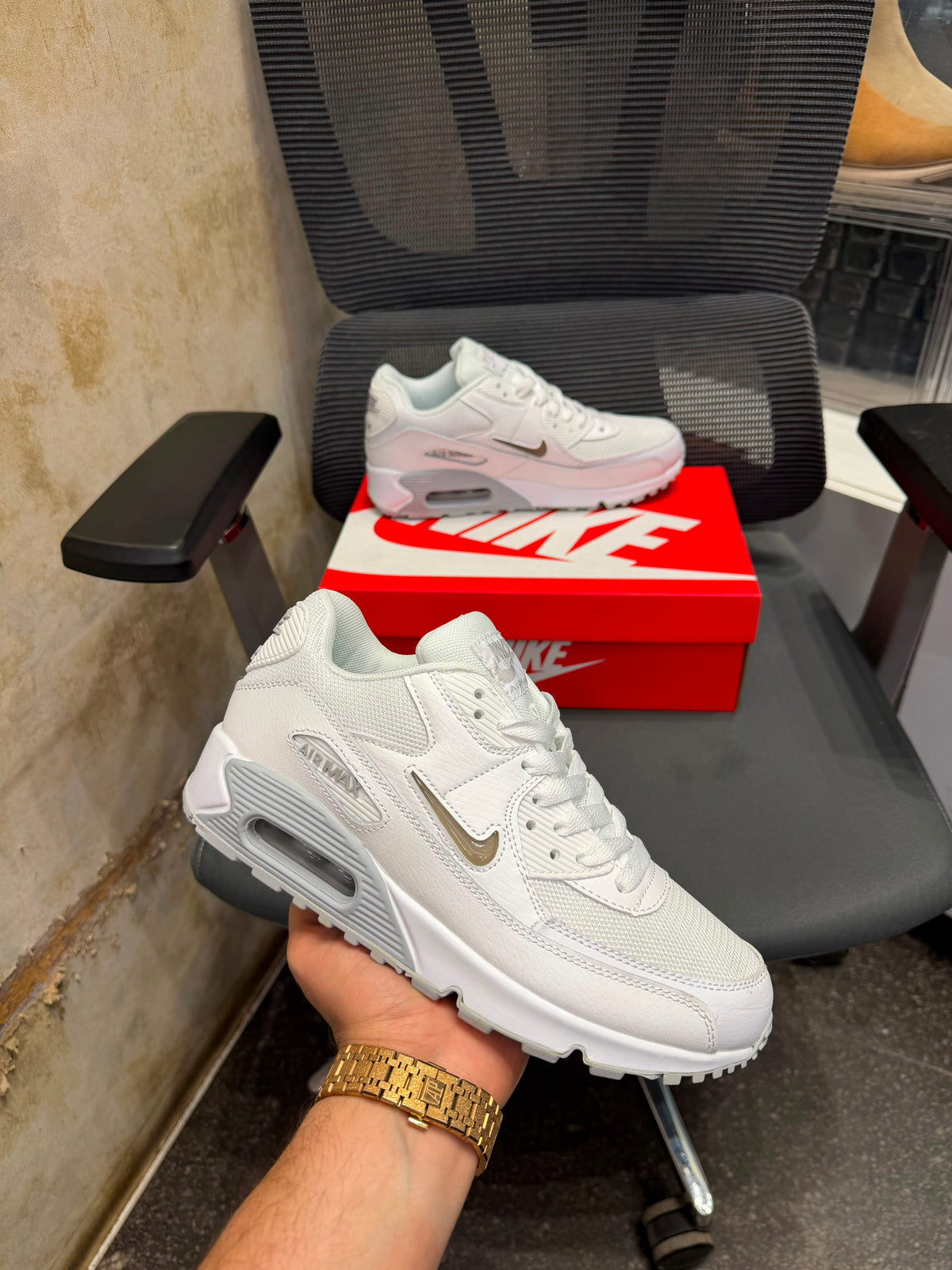 NIKE AIR MAX 90 JEWEL LIGHT SMOKE GREY