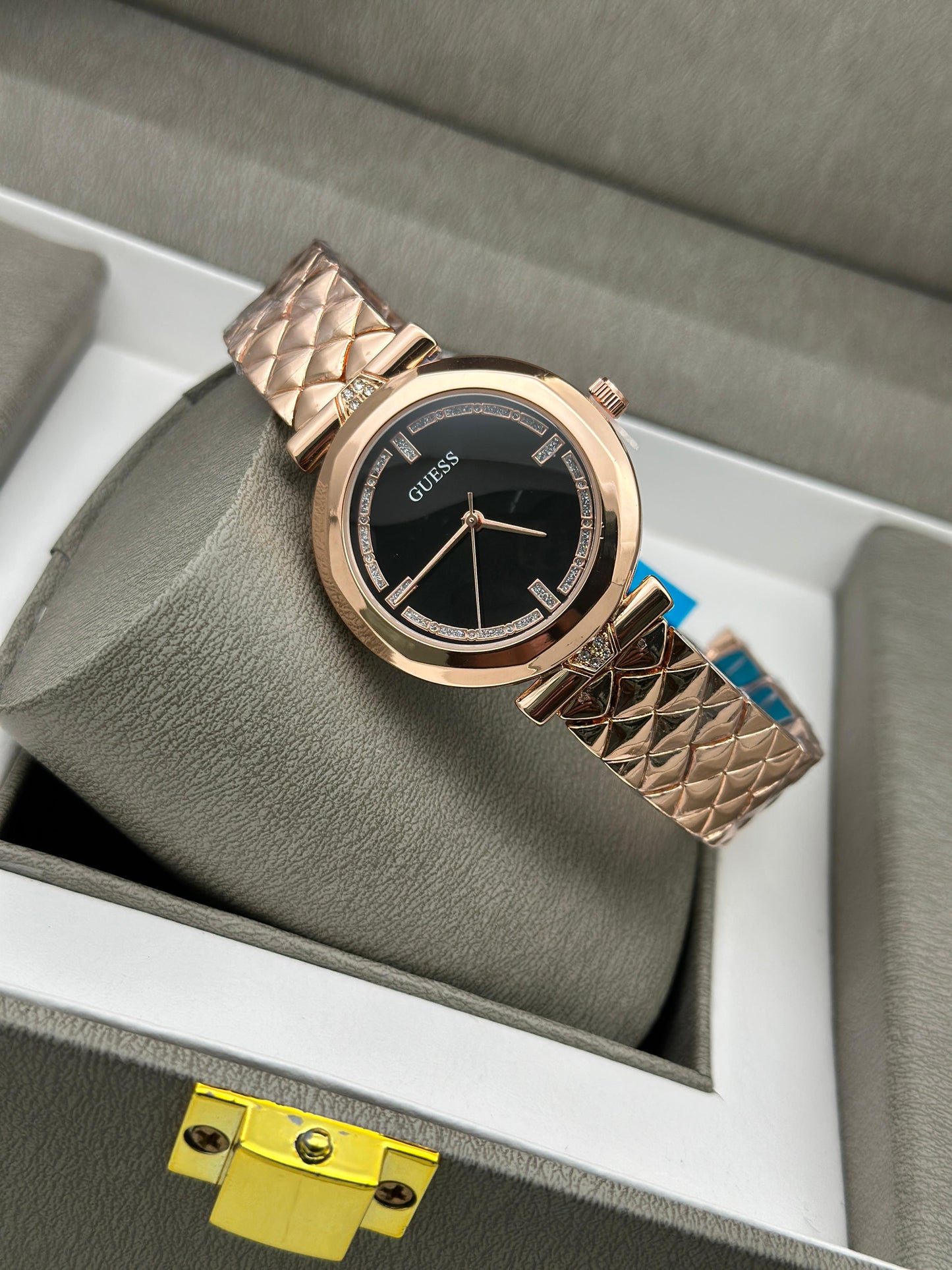 LADIES WATCH