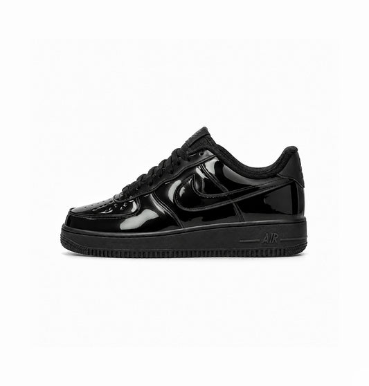 NIKE AIRFORCE ONE PATENT TRIPPLE BLACK 2026