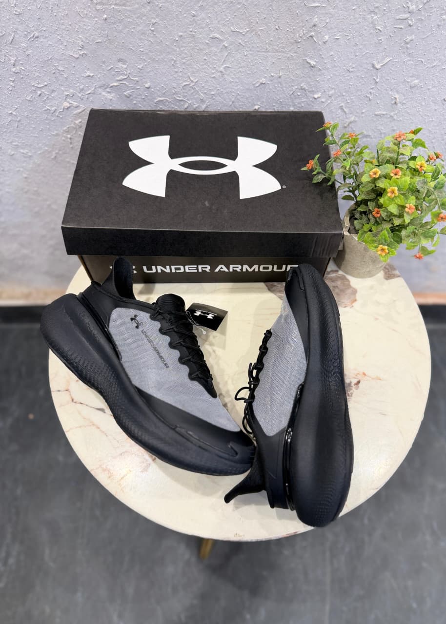 UNDER ARMOUR ECHO SLIPSPEED 4 COLORS