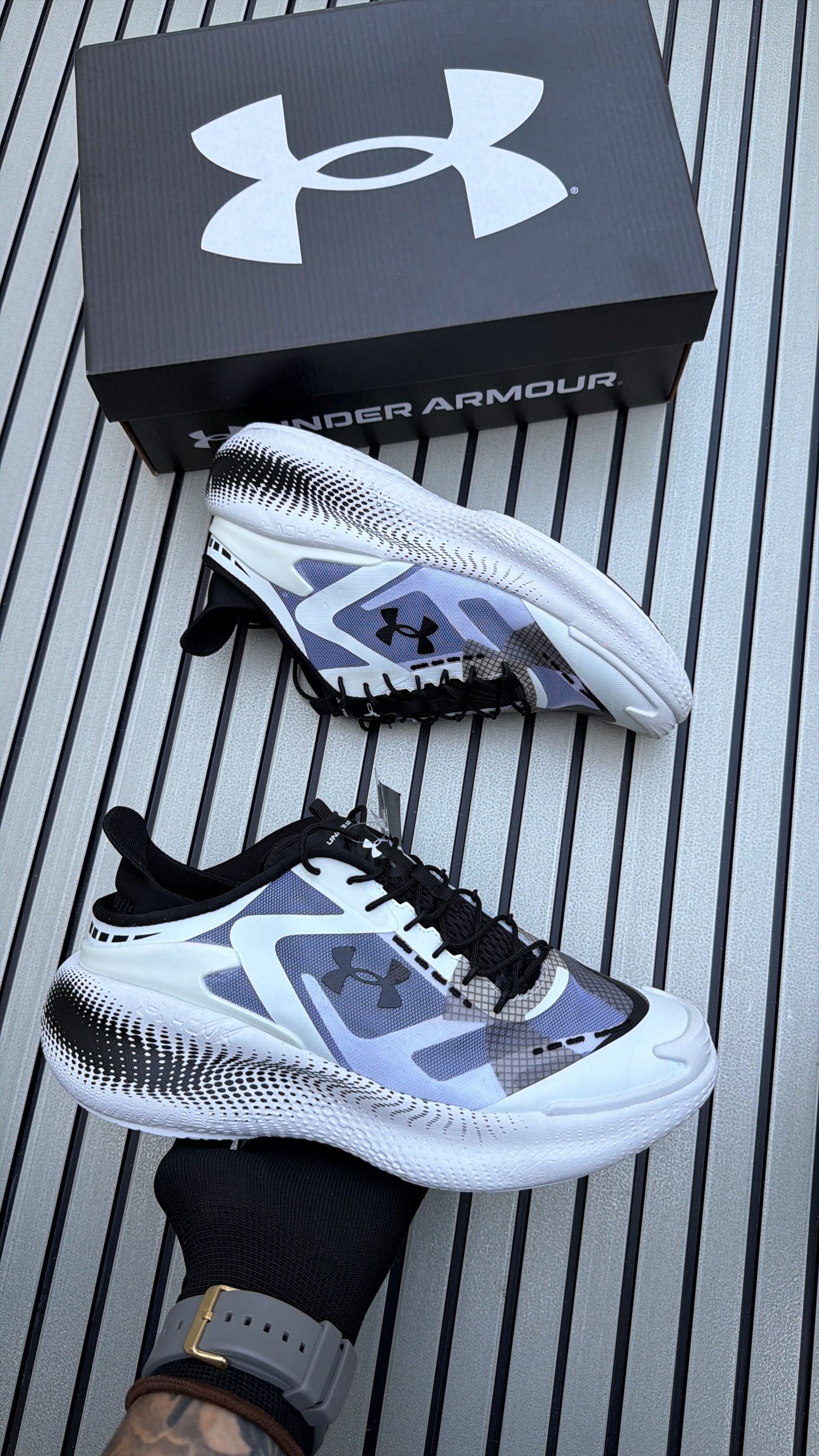 UNDER ARMOUR ECHO SLIPSPEED