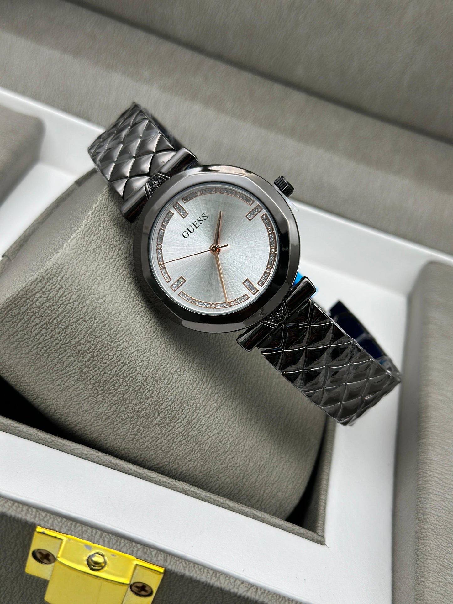 LADIES WATCH