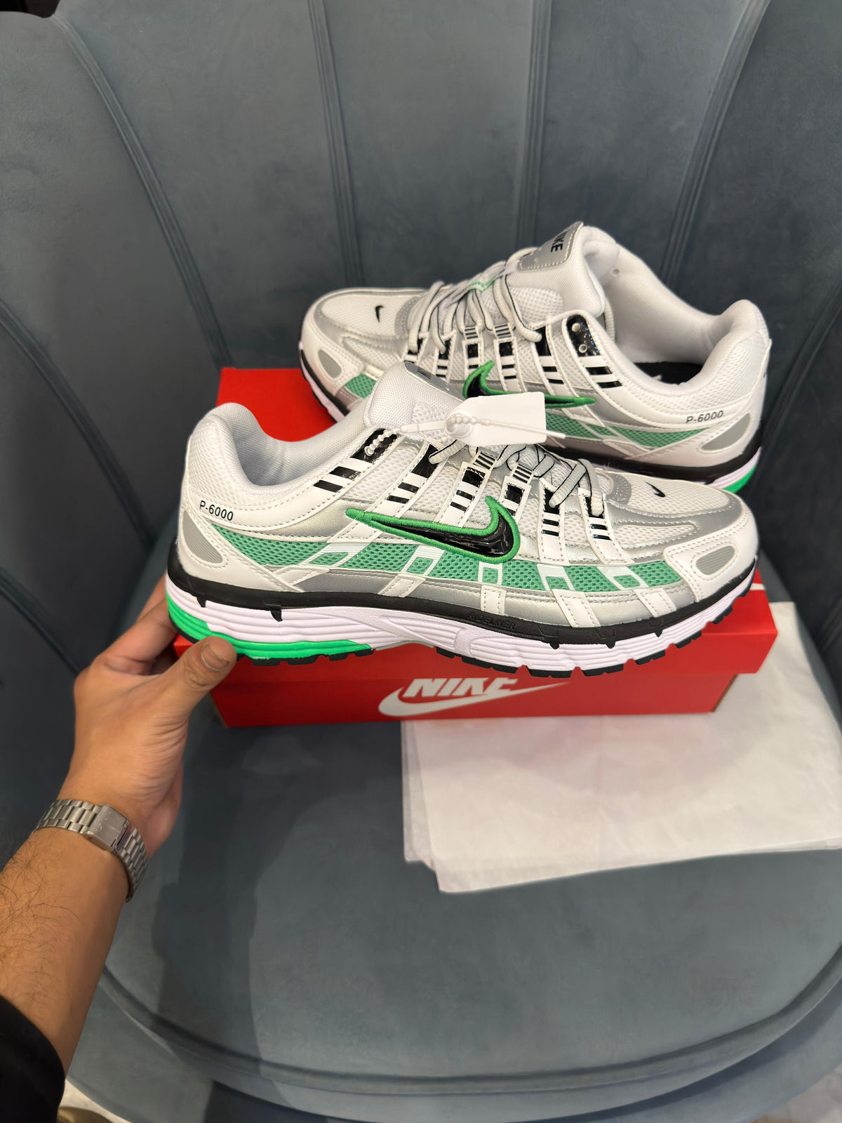 NIKE P 6000 TRAINER METALLIC GREEN