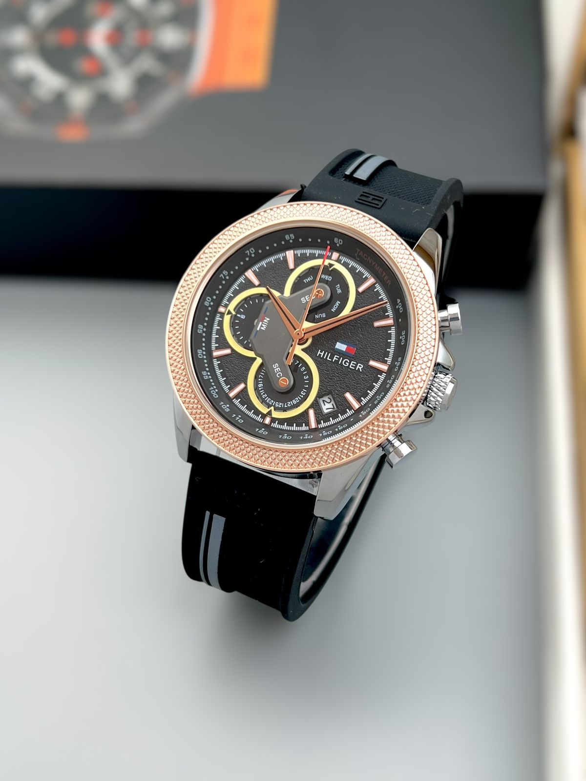 TOMMY HILFIGER WATCH