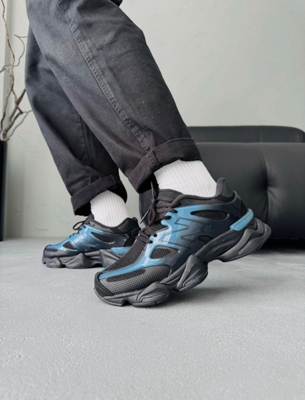 NEW BALANCE 9060 GRADIENT BLUE BLACK