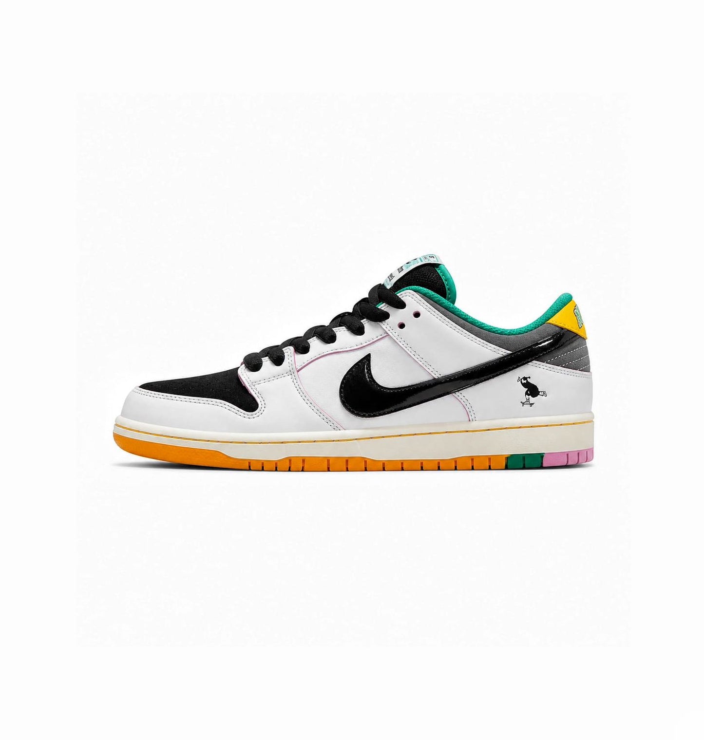 NIKE SB DUNK LOW PRO X CSEF WHITE AND BLACK