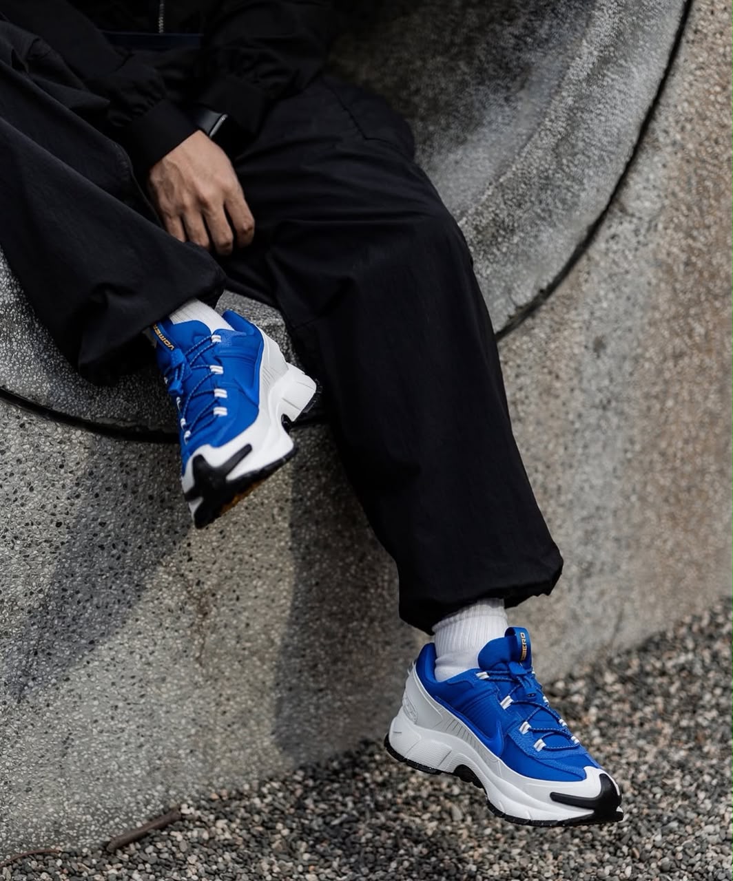 NIKE ZOOM VOMERO ROAM RACER BLUE