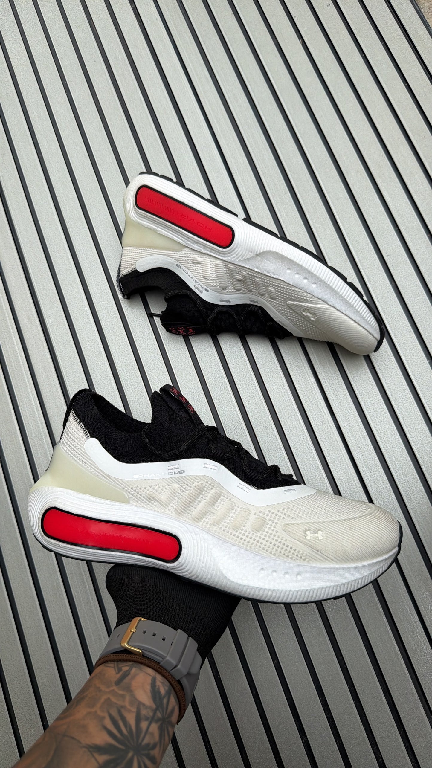 UNDER ARMOUR PHANTOM