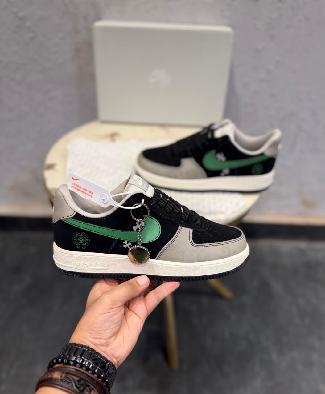 NIKE AIRFORCE ONE X HEART CHROME