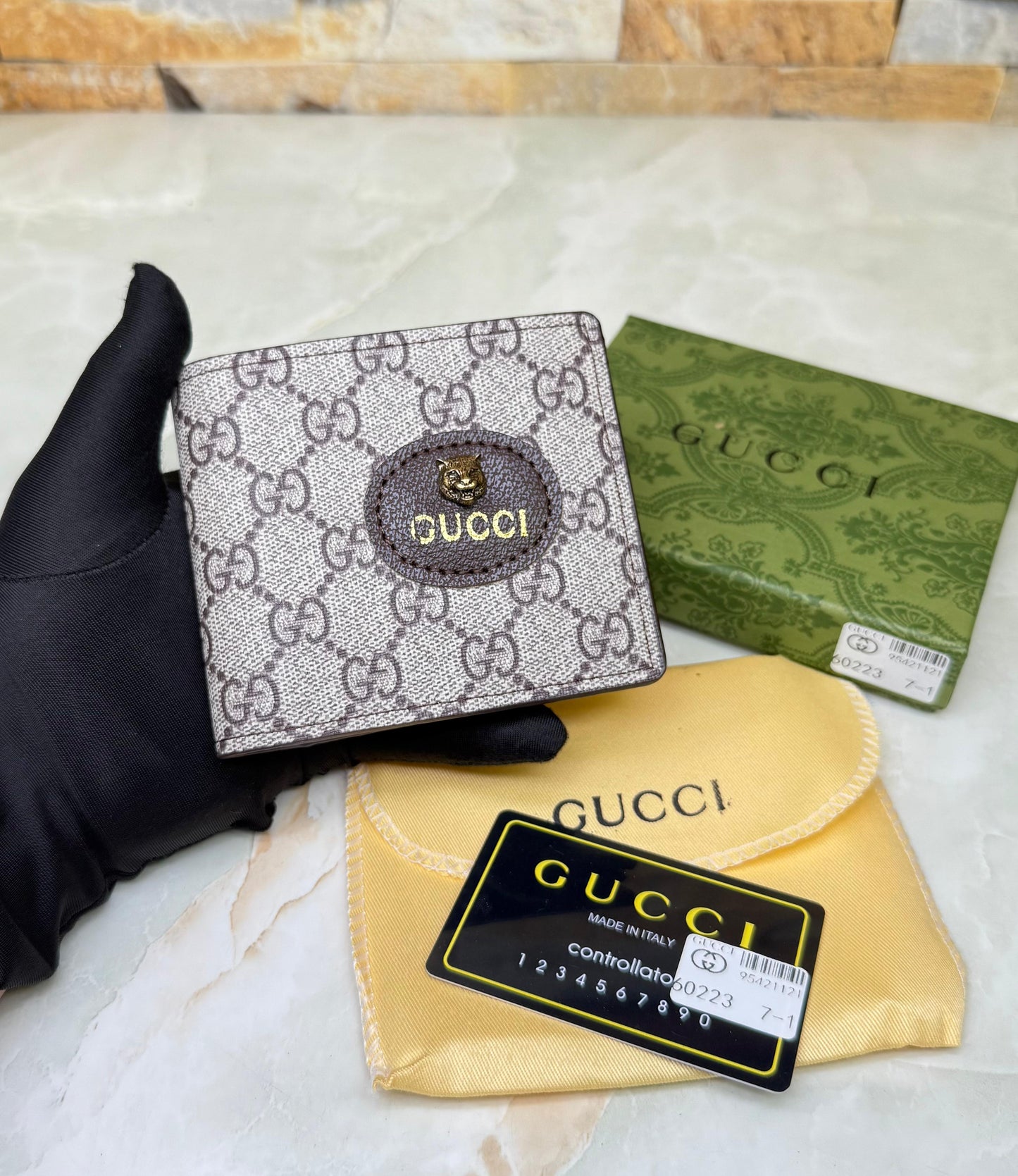 GUCCI