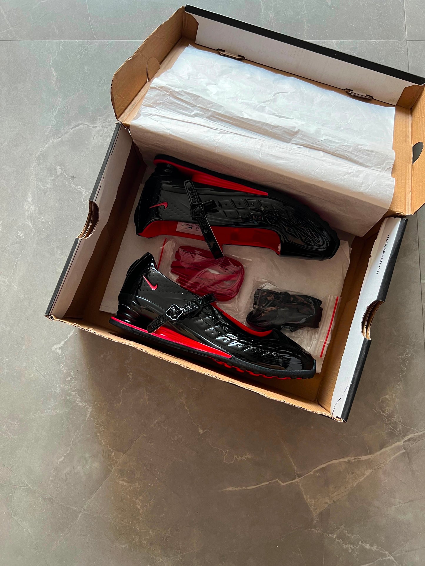 NIKE SHOX Z CALISTRA