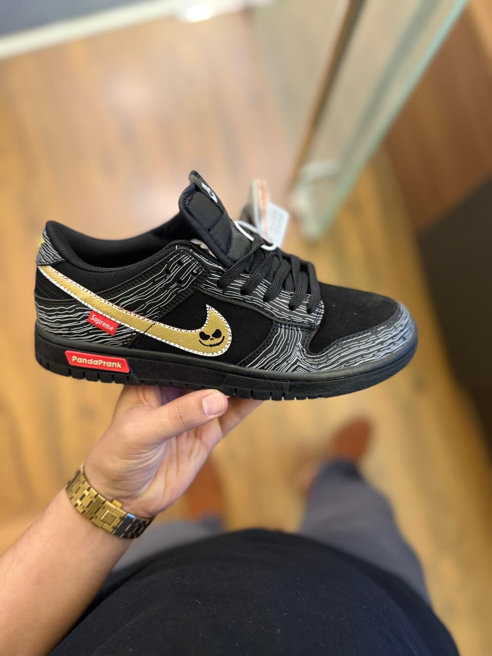 NIKE SB DUNK SUPREME ZEBRA 2025