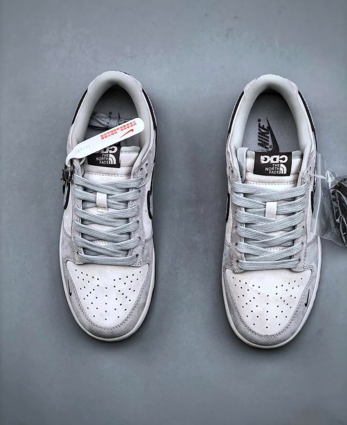 NIKE AB DUNK LOW X THE NORTH FACE