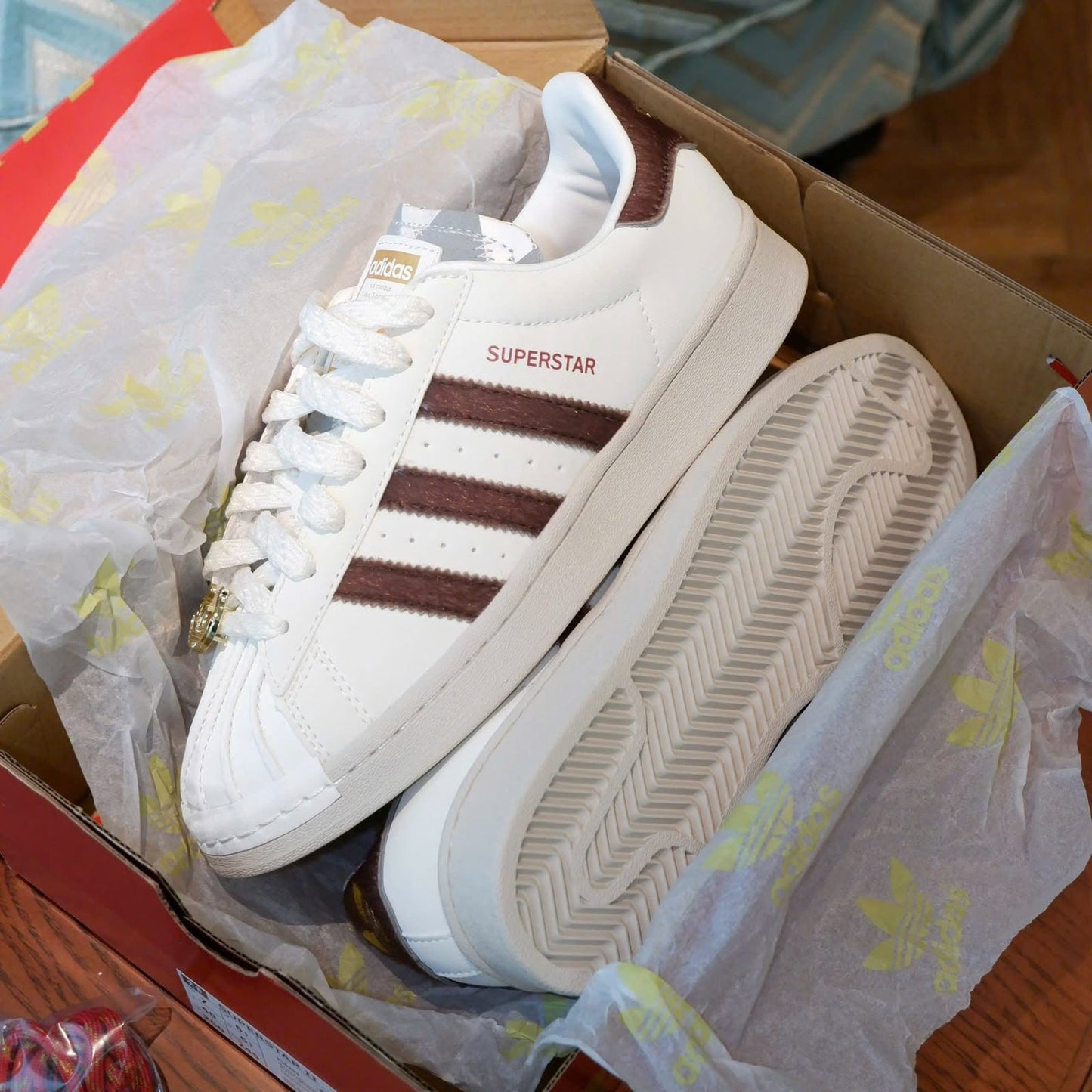 ADIDAS SUPERSTAR MOCHA