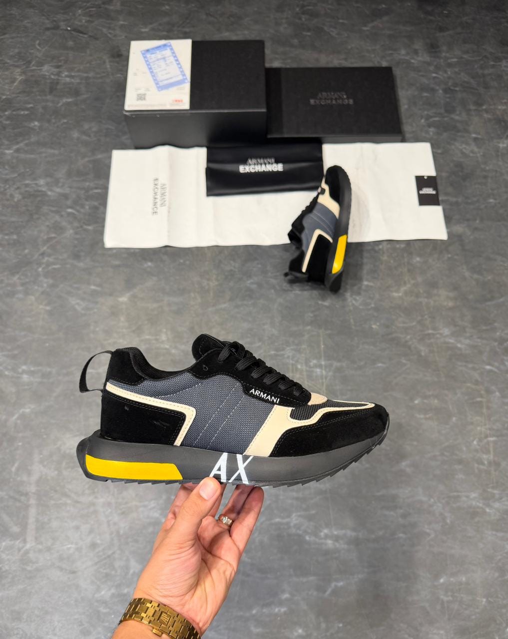 EMPORIO ARMANI SNEAKERS