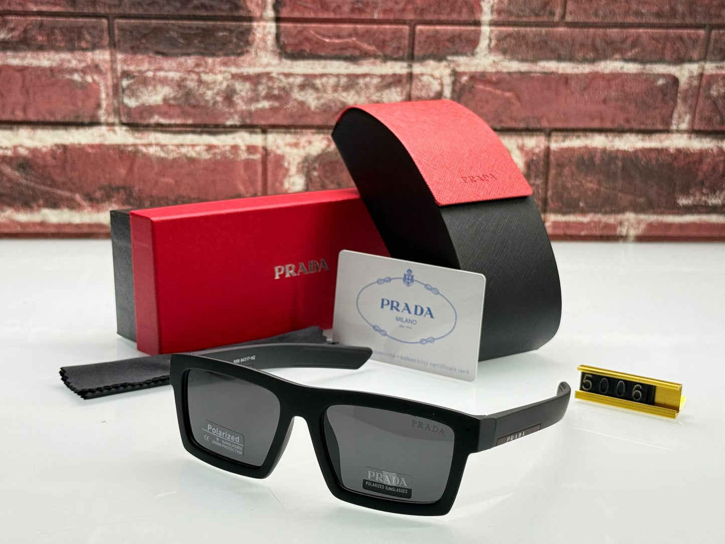 PRADA POLARIZED LENS SUNGLASS