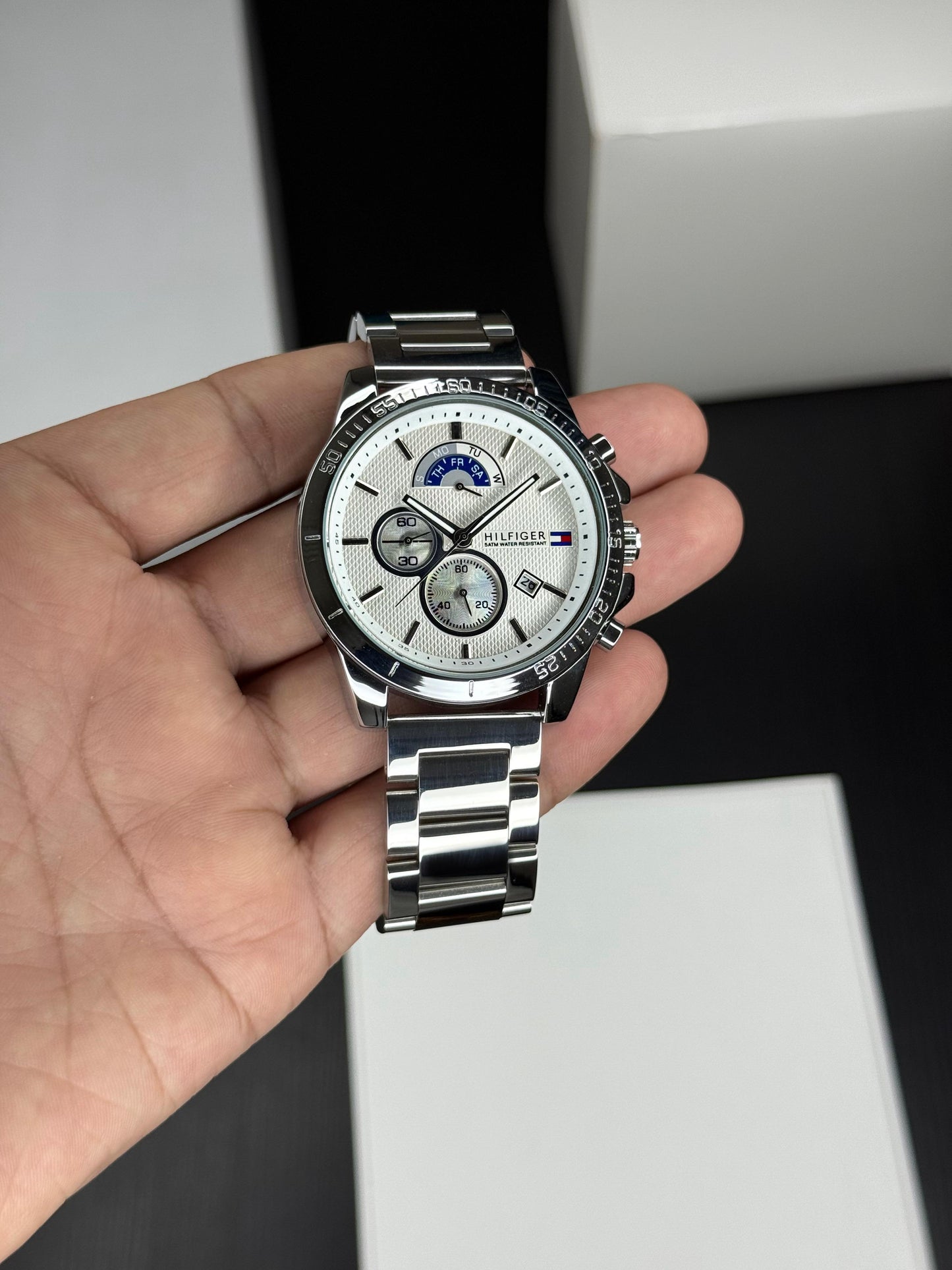 TOMMY HILFIGER WATCH
