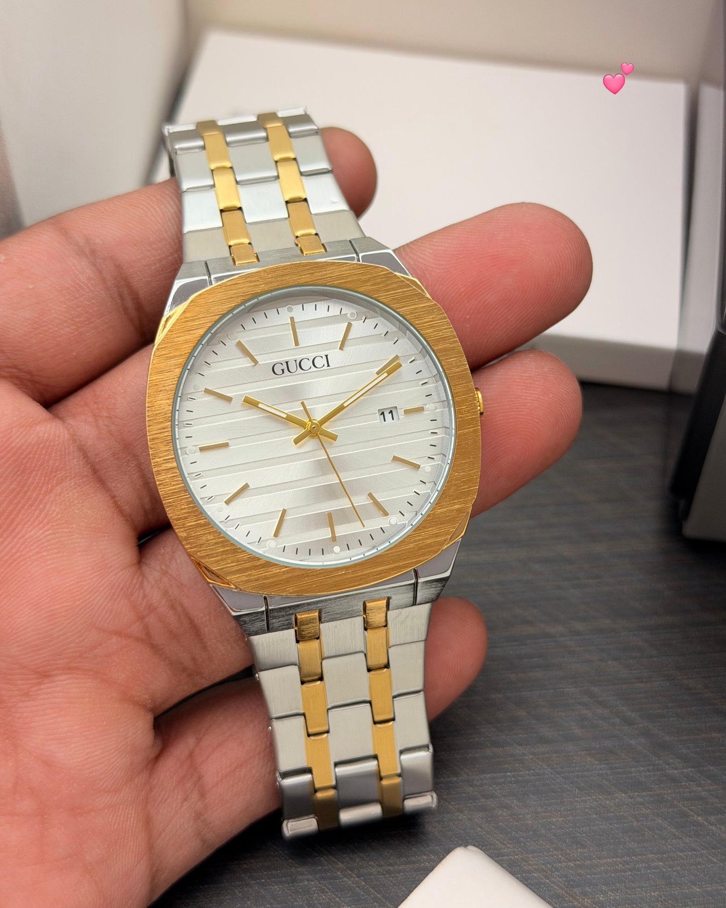 GUCCI WATCH