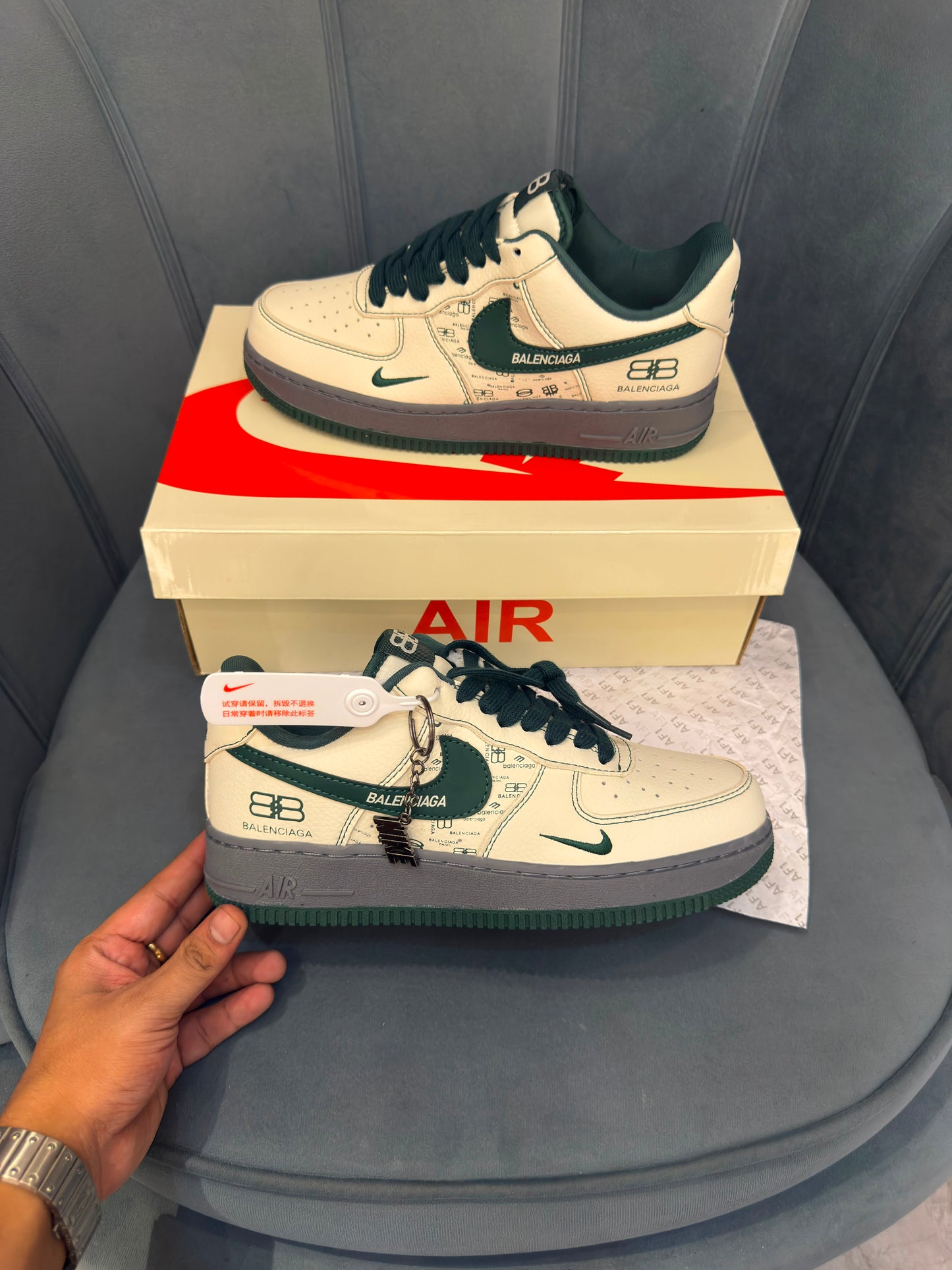 NIKE AIRFORCE X BALENCIAGA 2026