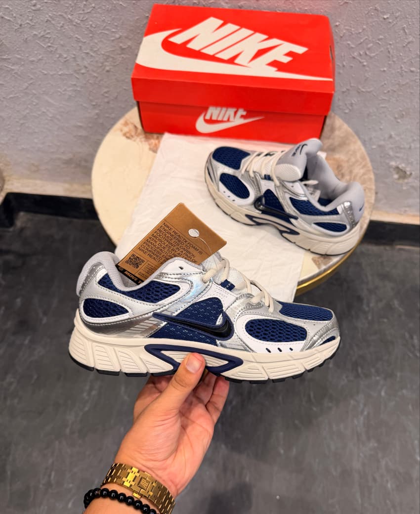 NIKE VOMERO 5 RUNNER BLUE GREY
