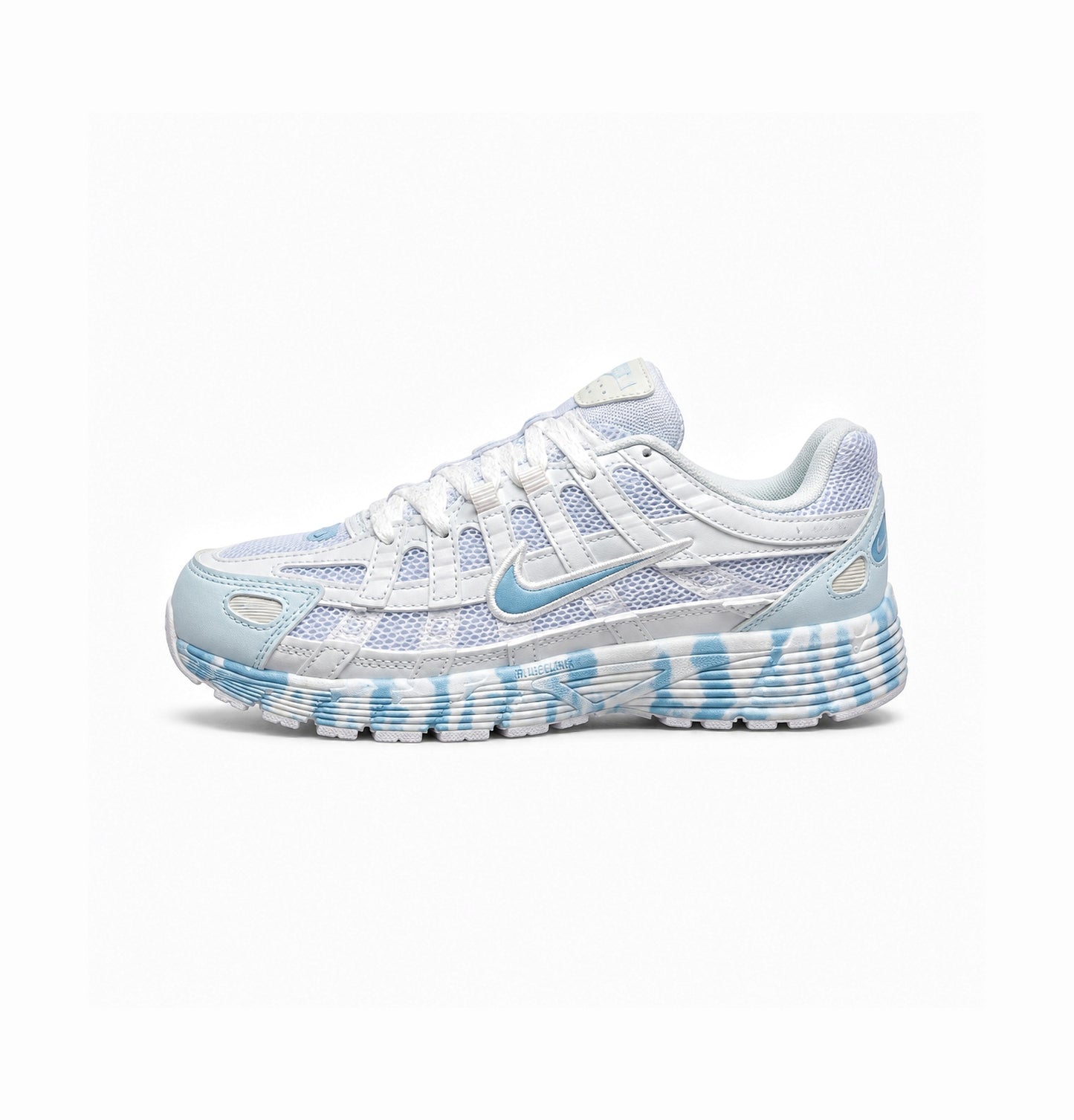 NIKE P 6000