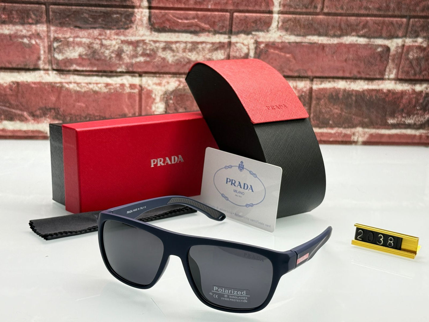 PRADA POLARIZED LENS SUNGLASS