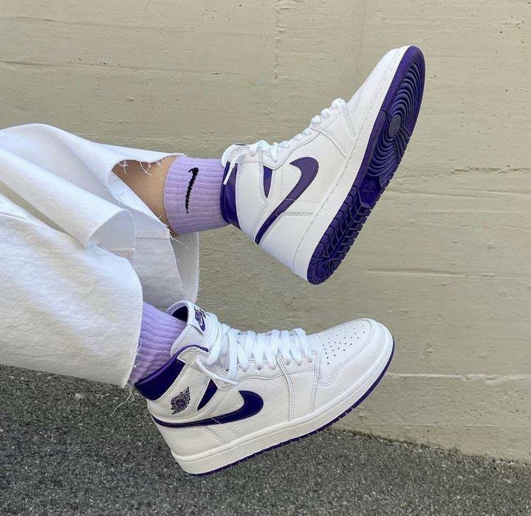 NIKE AIR JORDAN 1 RETRO HIGH COURT PURPLE