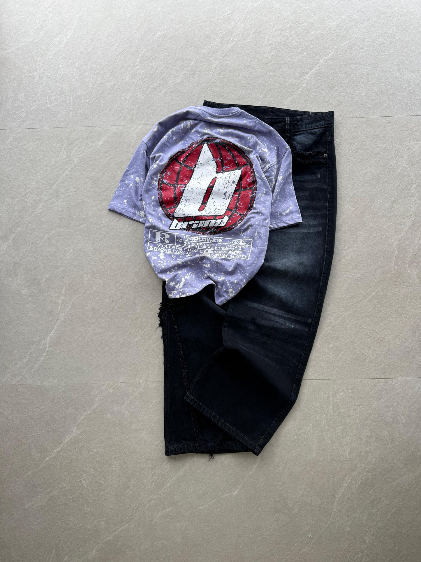 T-SHIRT & PANT COMBO