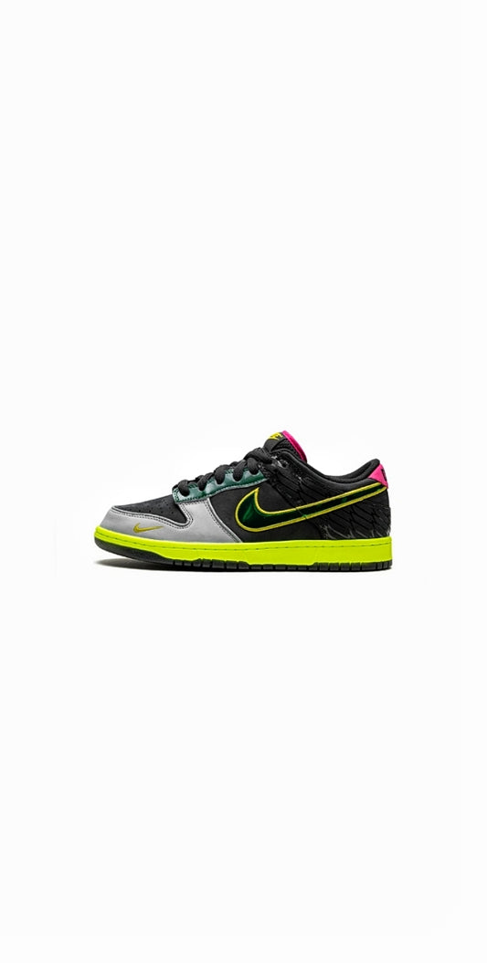 NIKE SB DUNK LOW WHAT THE DUNK OF UNIVERSITY OF OREGON