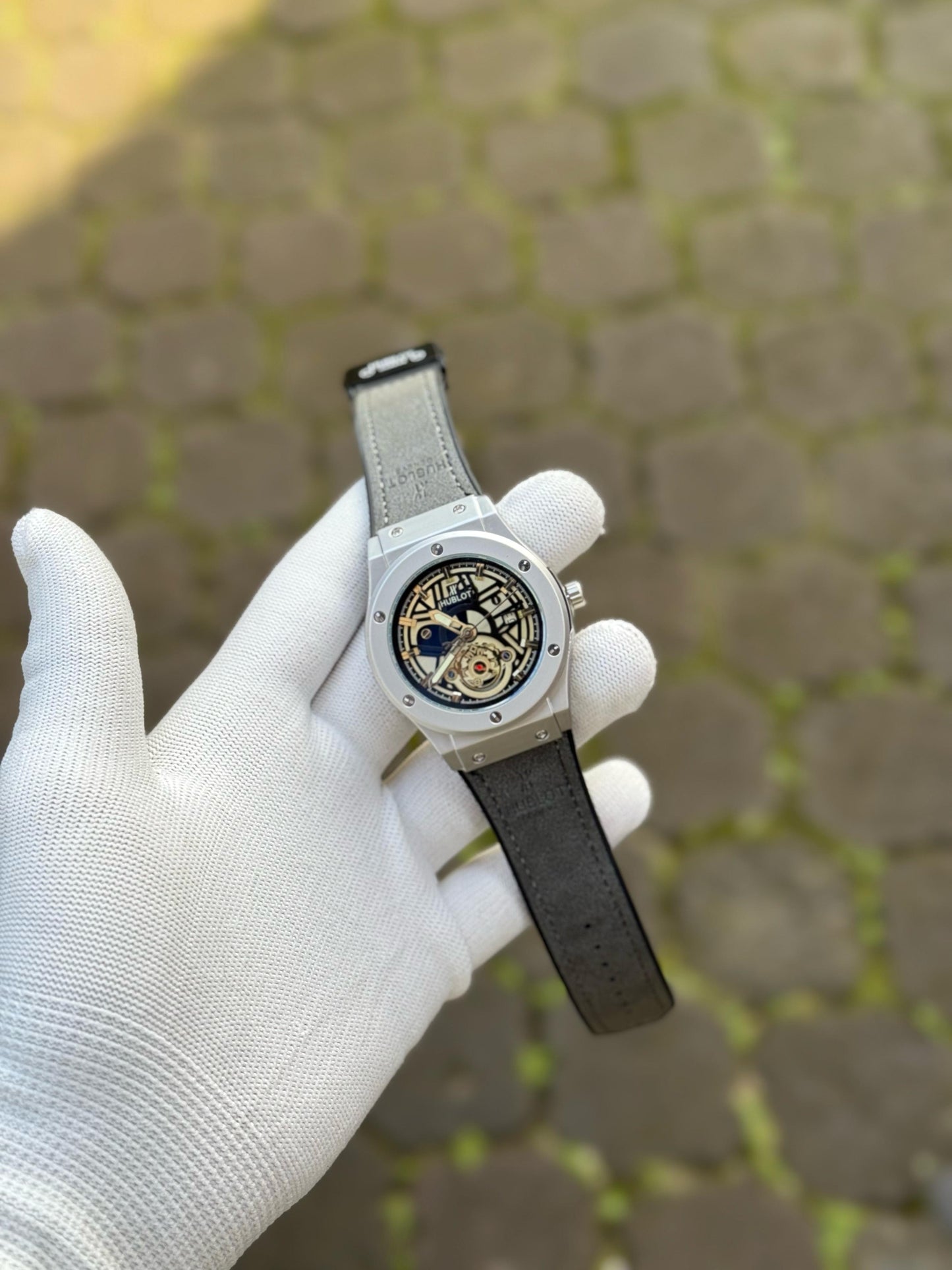 HUBLOT